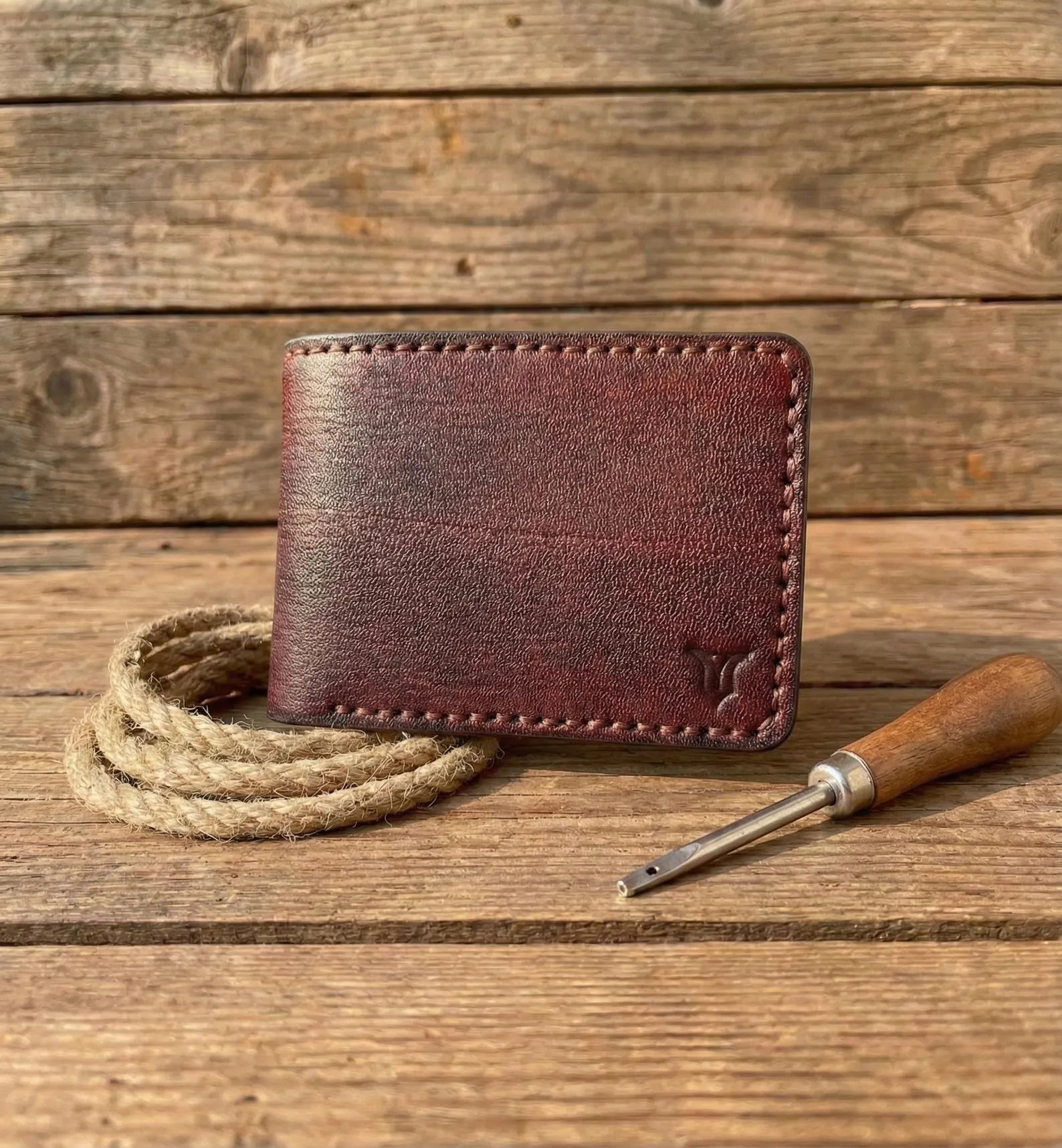 Leather Bifold Wallet for Mens, Genuine Sheepskin Handmade Leather Card Holder, Slim Minimalist Wallet, Hand-Stitched Gift for Him